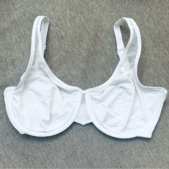 Wacoal Other - Body by Wacoal Seamless Bra